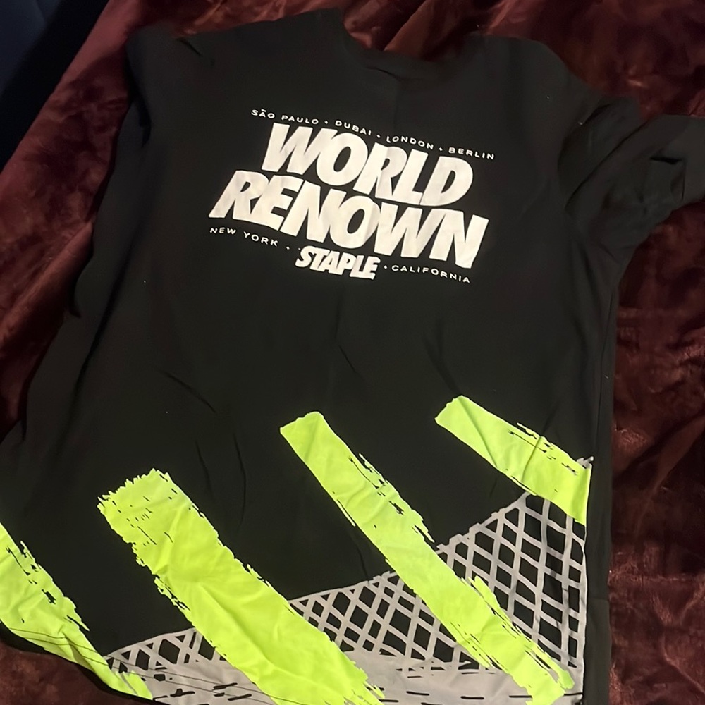 Staple mens small shirt